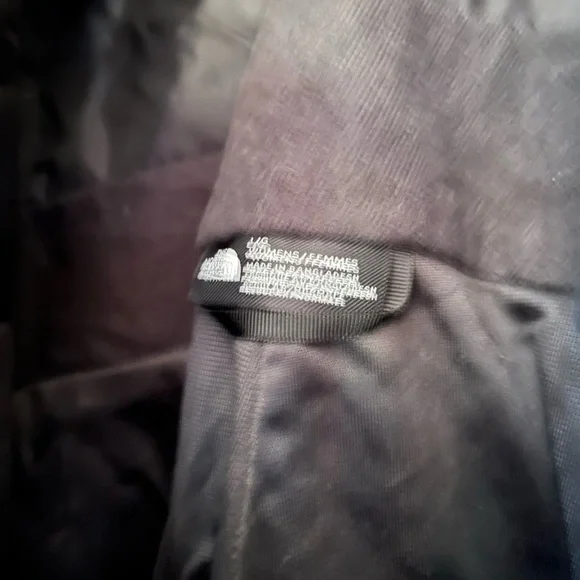 The North face Women's Black Ski Bib - Picture 4 of 6